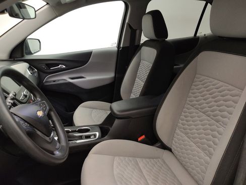 Used 2021 Chevrolet Equinox LT FWD image 17