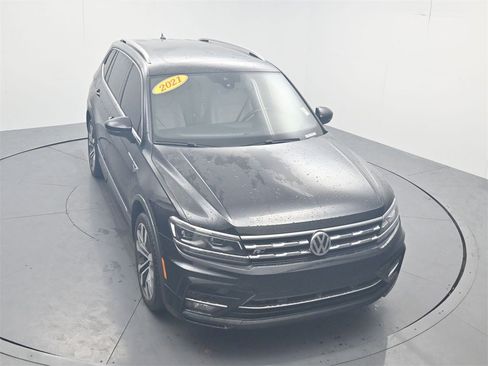 Used 2021 Volkswagen Tiguan SEL Premium R-Line image 45