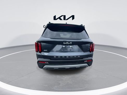 Certified 2022 Kia Sorento X-Line EX image 7