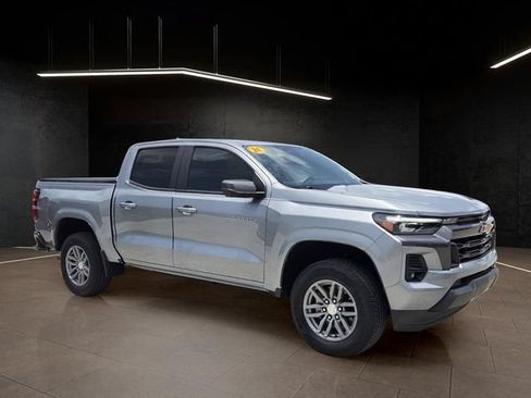Used 2024 Chevrolet Colorado LT w/ LT Convenience Package III RWD image 1