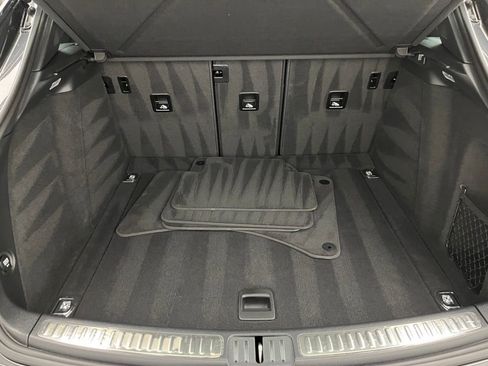 Used 2021 Porsche Macan image 34