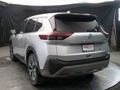 Used 2022 Nissan Rogue SV image 10