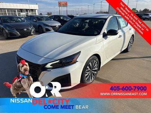 New 2025 Nissan Altima 2.5 SV image 1