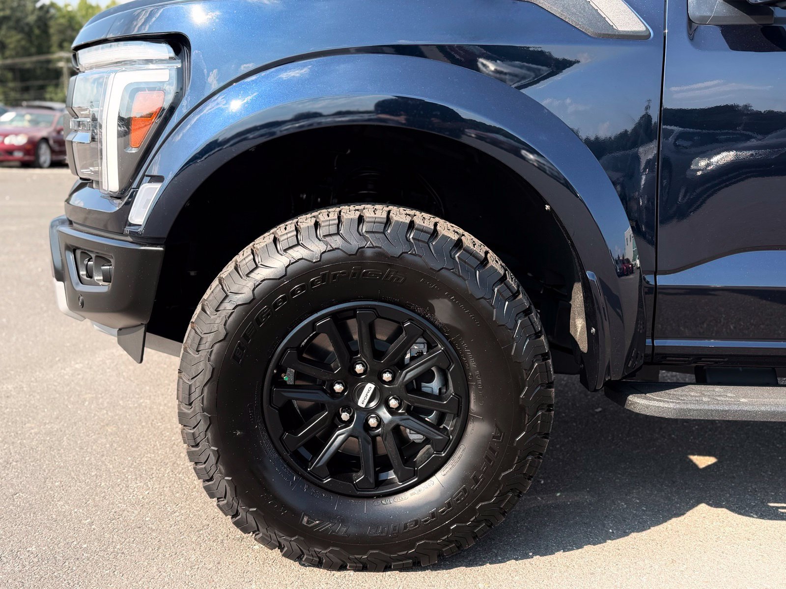 Used 2025 Ford F150 Raptor AWD/4WD image 14