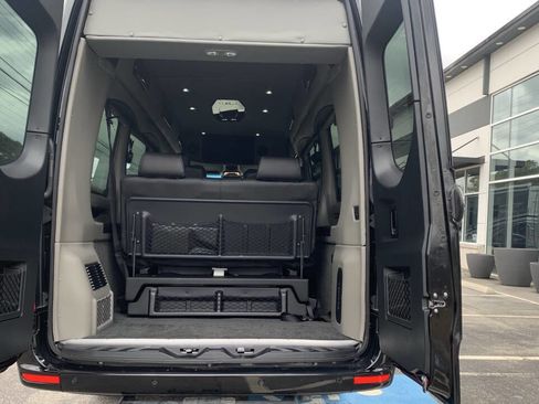 Used 2024 Mercedes-Benz Sprinter 3500 image 30