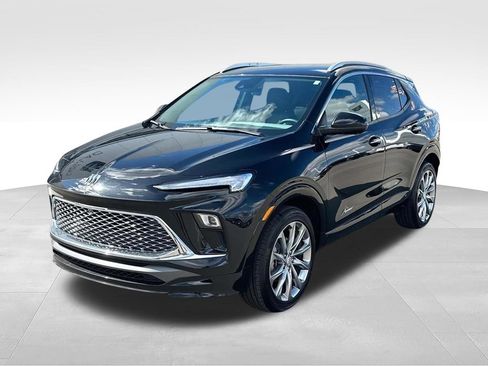 Certified 2025 Buick Encore GX Avenir w/ Avenir Technology Package AWD/4WD image 30