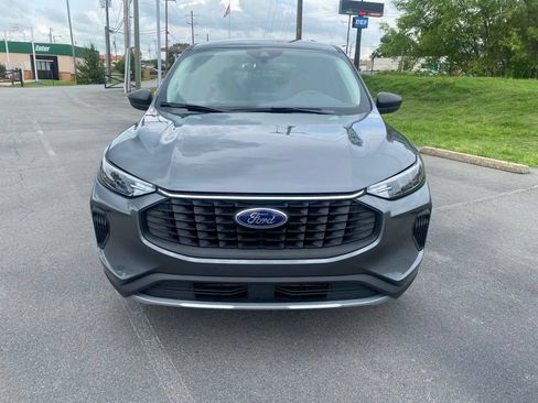 Certified 2025 Ford Escape Active FWD image 2