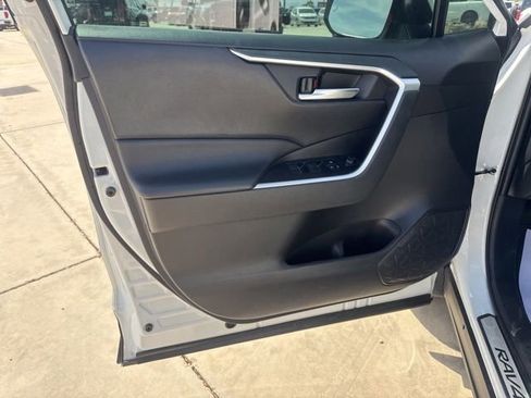 Used 2023 Toyota RAV4 AWD Hybrid image 20