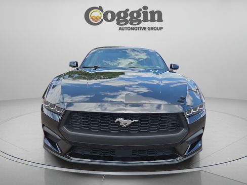Used 2024 Ford Mustang Premium RWD image 7