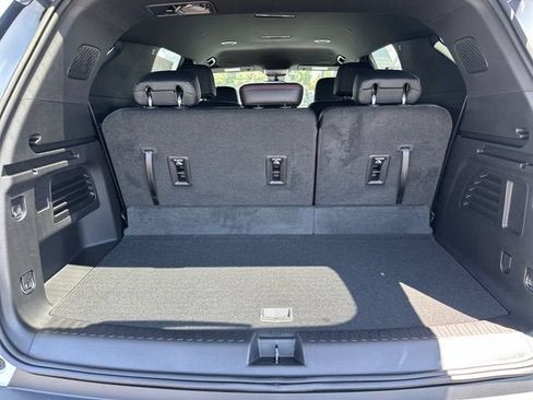 New 2026 Chevrolet Traverse Z71 w/ Enhanced Driving Package AWD/4WD image 26