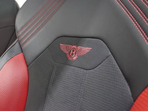 Used 2023 Bentley Bentayga AWD/4WD image 27