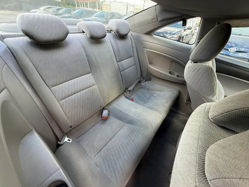 Used 2011 Honda Civic LX image 8