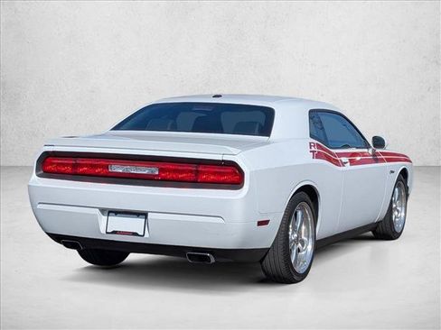Used 2012 Dodge Challenger R/T RWD image 5