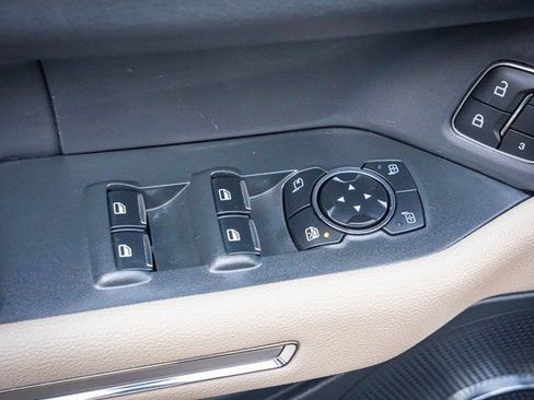 Used 2024 Ford Expedition Limited image 14