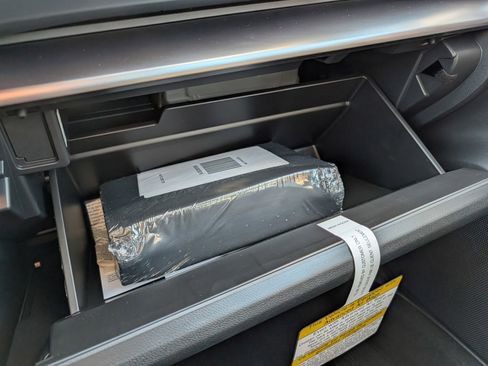 Used 2025 Subaru Impreza 2.0i image 32