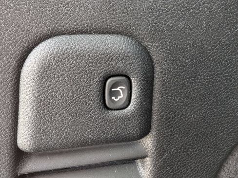 Certified 2021 Jeep Grand Cherokee Limited AWD/4WD image 7