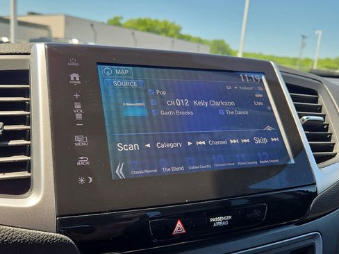Used 2017 Honda Ridgeline RTL-T image 17