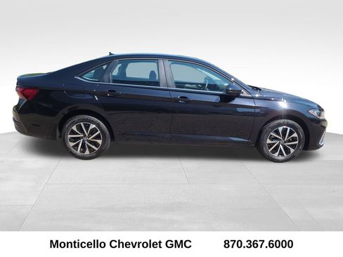 Used 2025 Volkswagen Jetta S FWD image 8