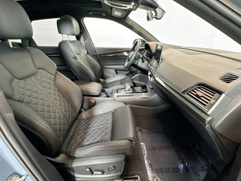 Used 2025 Audi SQ5 Prestige w/ Prestige Package AWD/4WD image 27