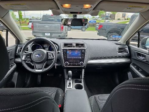 Used 2019 Subaru Outback 2.5i Premium AWD/4WD image 14