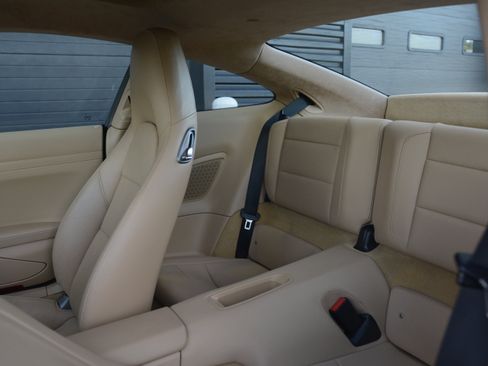 Certified 2014 Porsche 911 Carrera RWD image 30