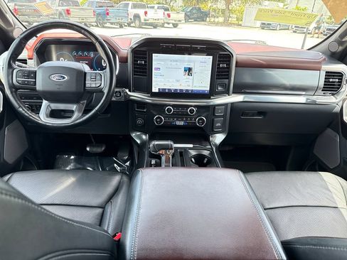 Used 2021 Ford F150 Lariat RWD image 5
