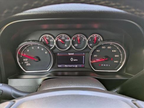 Used 2020 Chevrolet Silverado 1500 RST image 12