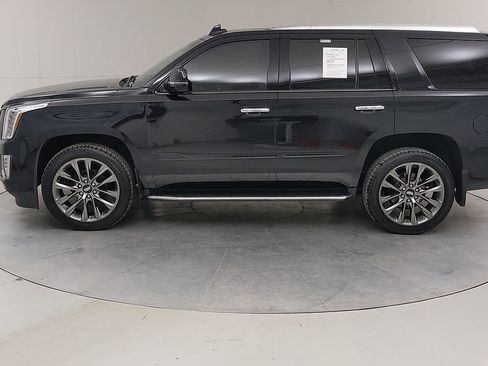 Used 2019 Cadillac Escalade Premium Luxury w/ Escalade Sport Edition AWD/4WD image 20
