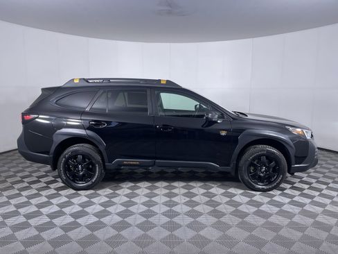 Used 2022 Subaru Outback Wilderness AWD/4WD image 10