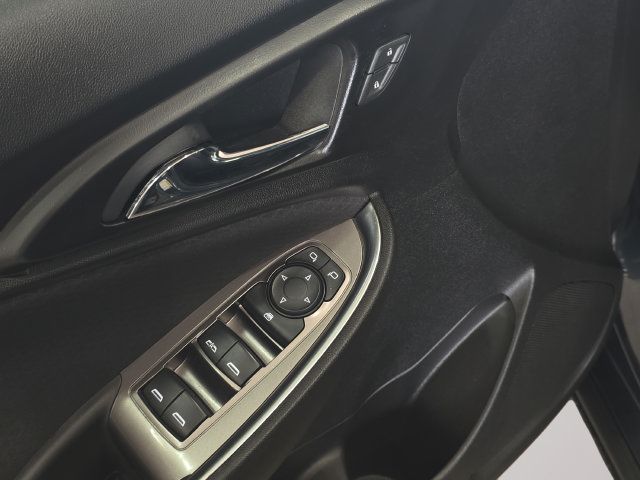 Used 2019 Chevrolet Malibu LT w/ Driver Confidence Package FWD image 11