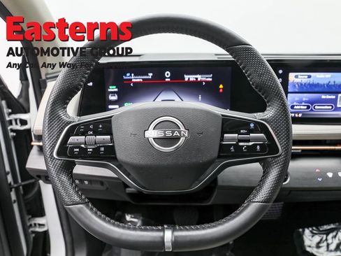Used 2023 Nissan Ariya FWD image 10