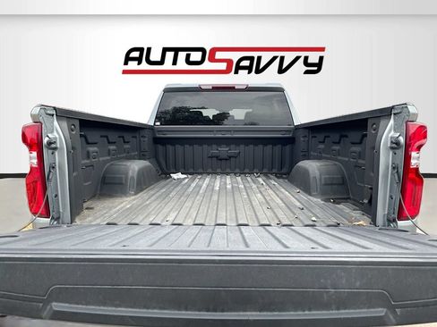 Used 2025 Chevrolet Silverado 1500 LTZ AWD/4WD image 25