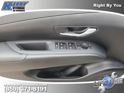 New 2026 Hyundai Tucson SEL image 18