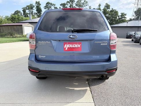 Used 2015 Subaru Forester 2.5i w/ Alloy Wheel Package AWD/4WD image 5
