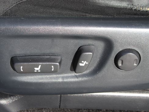 Used 2020 Toyota 4Runner SR5 image 14