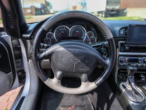 Used 2003 Chevrolet Corvette Coupe RWD image 41