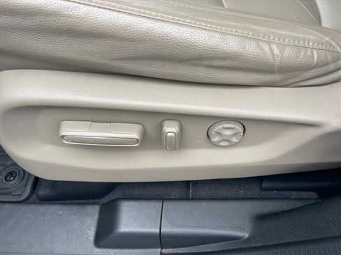 Used 2018 Honda Odyssey EX-L image 9