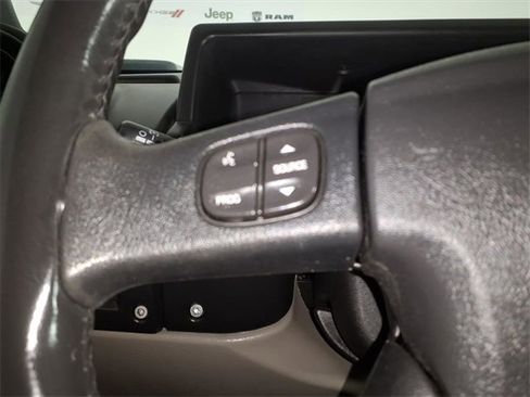 Used 2005 HUMMER H2 w/ Preferred Equipment Group image 16