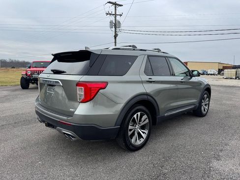 Used 2020 Ford Explorer Platinum w/ Premium Technology Package image 7