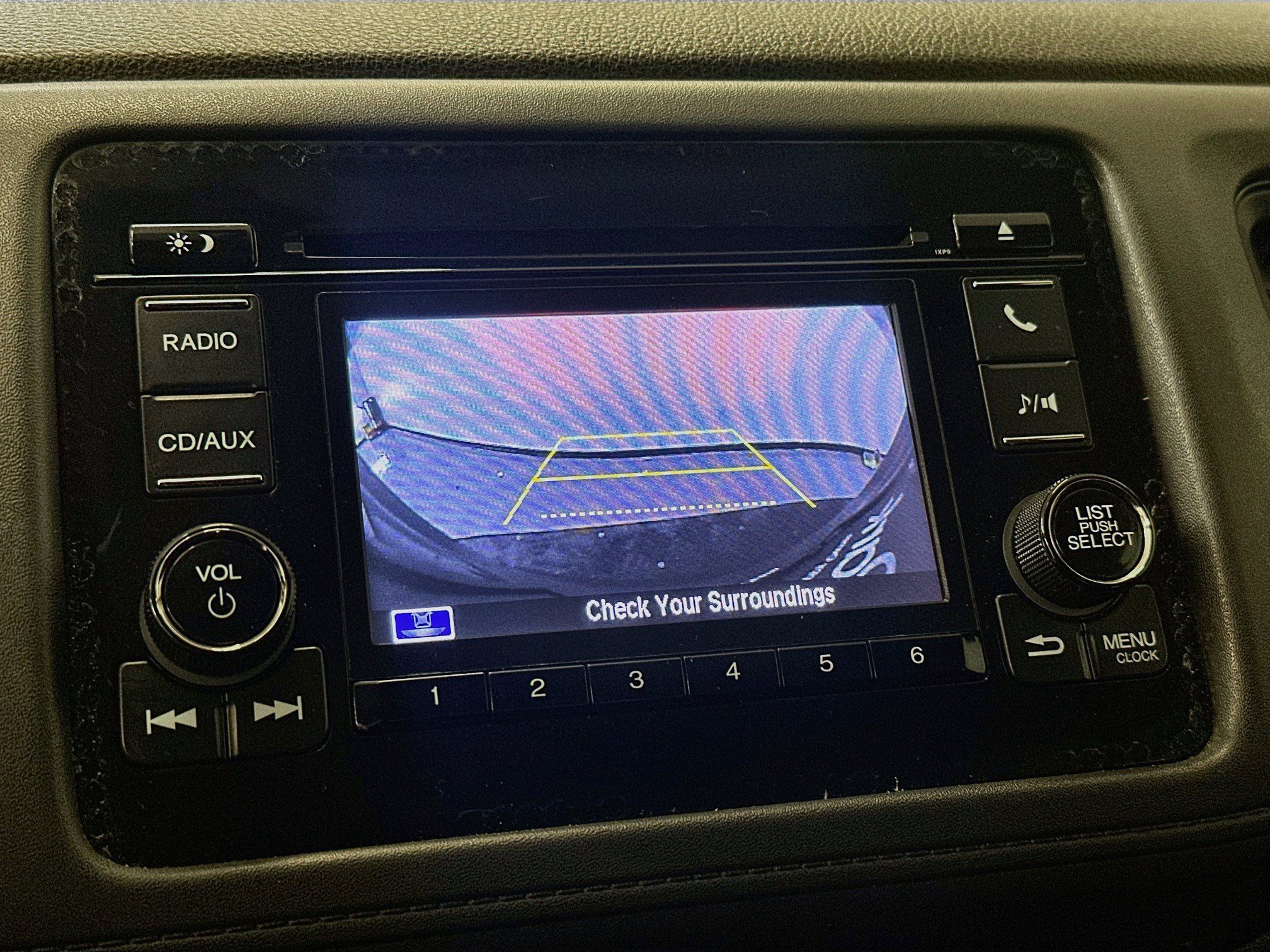 Used 2018 Honda HR-V LX image 22