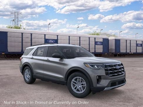 New 2026 Ford Explorer Active RWD image 7