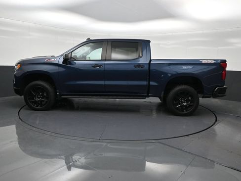 Used 2022 Chevrolet Silverado 1500 LT Trail Boss AWD/4WD image 2