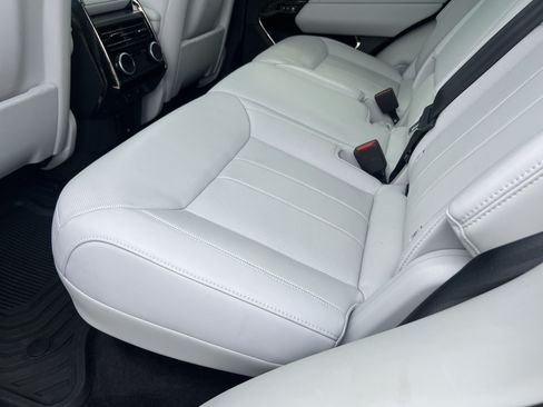Used 2024 Land Rover Range Rover Sport SE AWD/4WD image 35