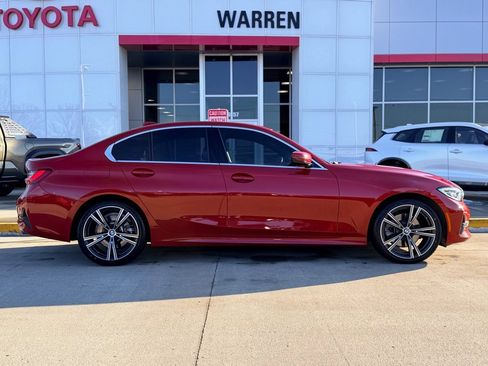 Used 2020 BMW 330i Sedan w/ Convenience Package image 3