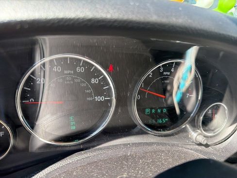 Used 2015 Jeep Wrangler Unlimited Sahara w/ Max Tow Package image 6