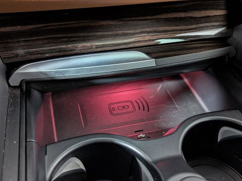 Certified 2023 BMW 530i xDrive w/ Premium Package image 25