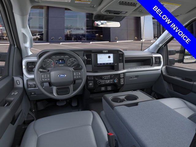 New 2026 Ford F350 XL w/ XL Chrome Package RWD image 9