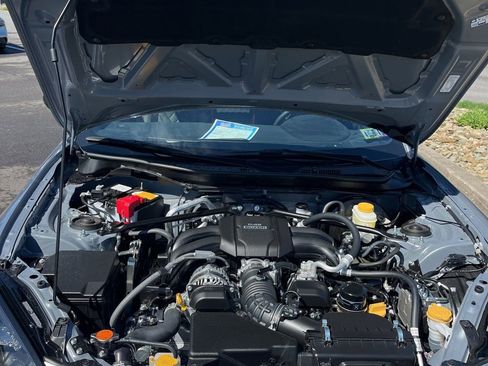 Used 2025 Toyota GR86 Premium w/ Performance Package image 8