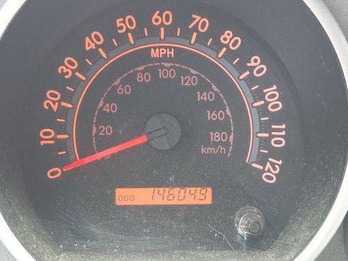 Used 2011 Toyota Tundra 4x4 Double Cab w/ Tow Pkg image 34