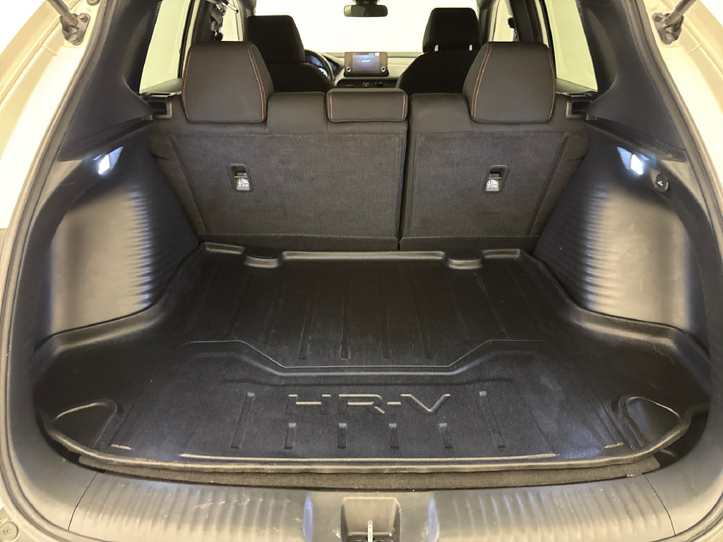 Certified 2025 Honda HR-V Sport image 13